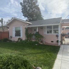 Hummingbird Cottage Daycaree, Castro Valley