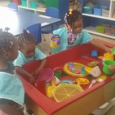 Lee's Child Care Center, Broadview