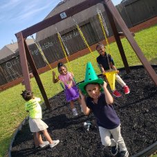 Zinnie's Home School, Richmond