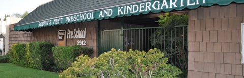 Robbin's Nest Preschool and Kindergarten, La Crescenta