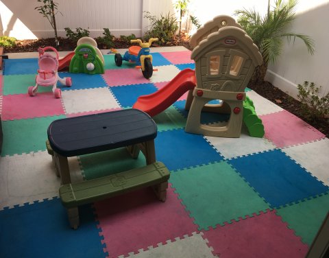 Mahin's Daycare, Mission Viejo